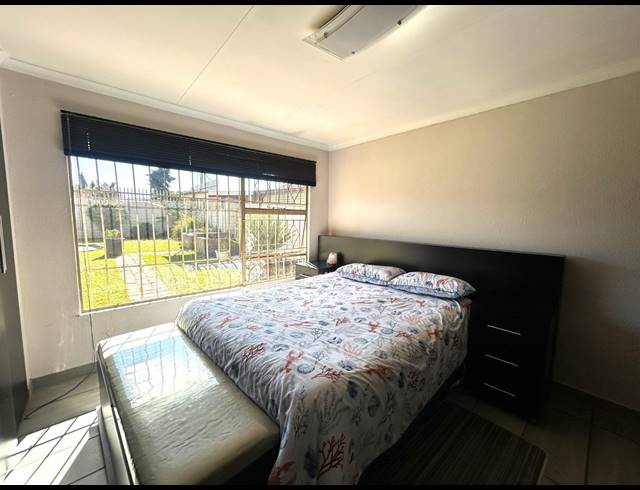 3 BEDROOM HOUSE FOR SALE IN MAYBERRY PARK